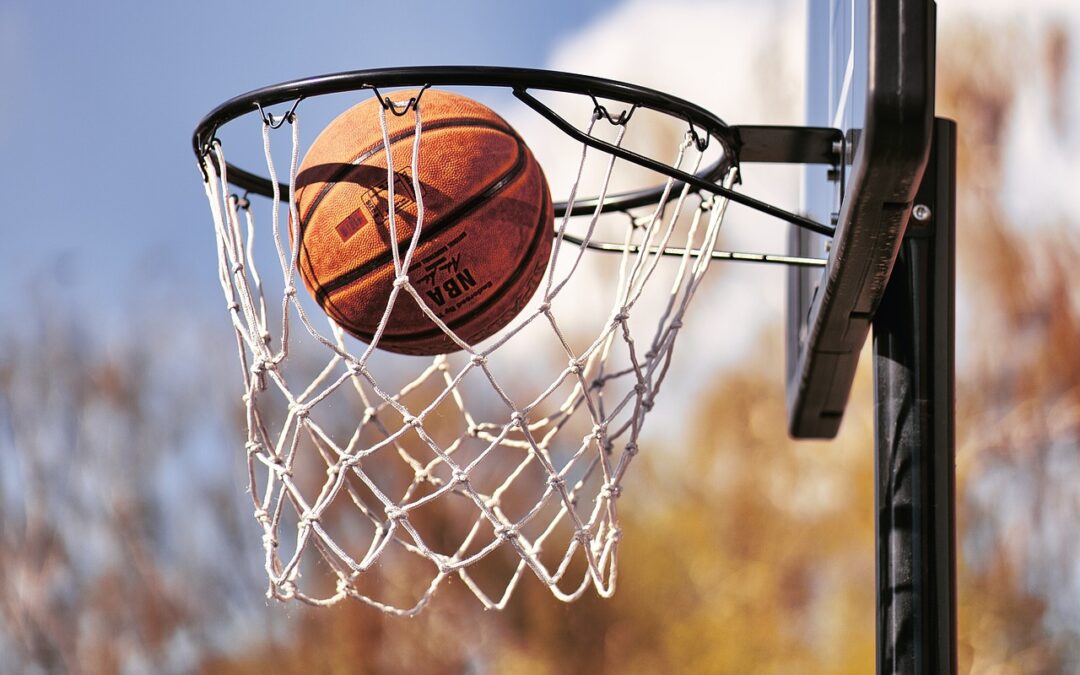 Kunsten at aflevere: Udvikling af præcision og blik for banen i basketball